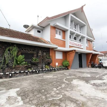 Hotel Reddoorz Near Rs Sarjito Yogyakarta Exteriér fotografie