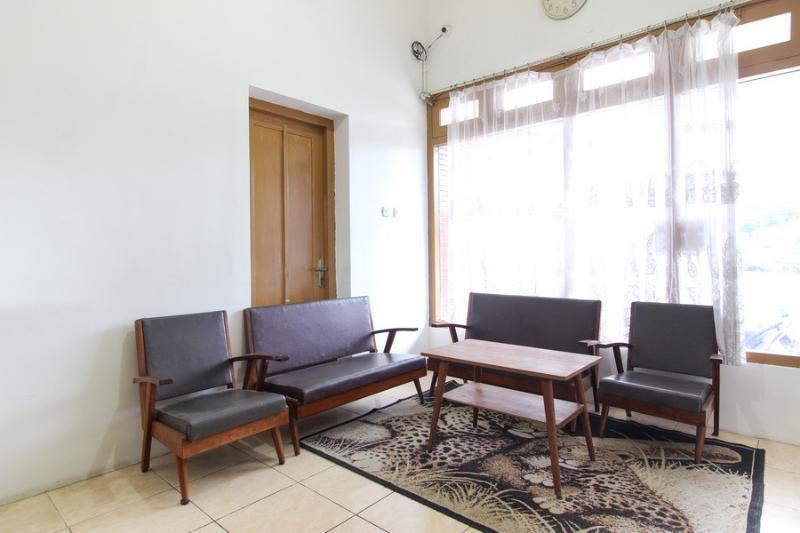 Hotel Reddoorz Near Rs Sarjito Yogyakarta Exteriér fotografie