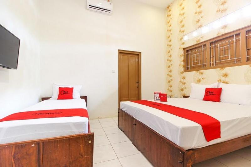 Hotel Reddoorz Near Rs Sarjito Yogyakarta Exteriér fotografie